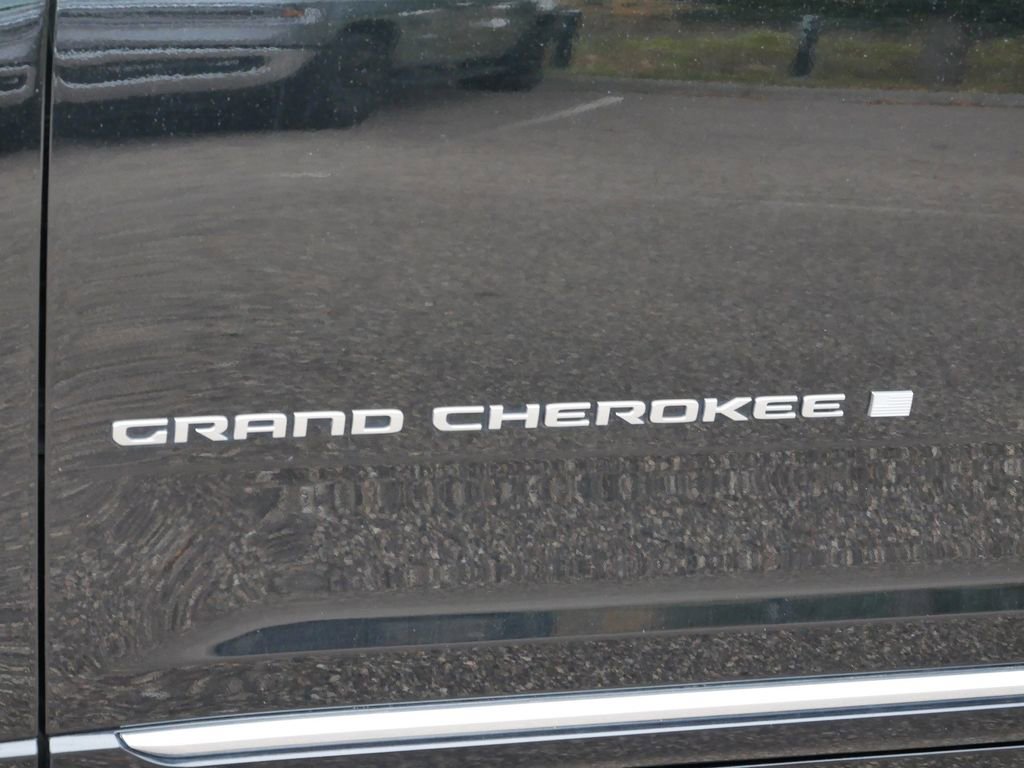 Certified 2022 Jeep Grand Cherokee L Summit w/ Advanced Protech Group IV image 81