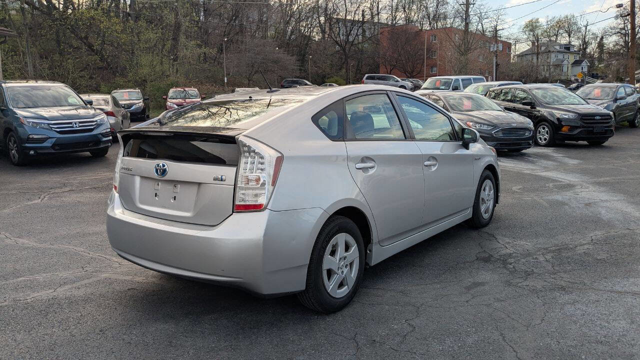 Used 2011 Toyota Prius Two image 8
