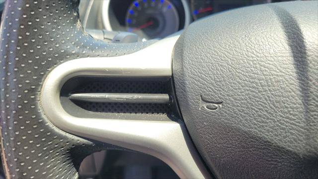Used 2011 Honda Fit Sport image 21