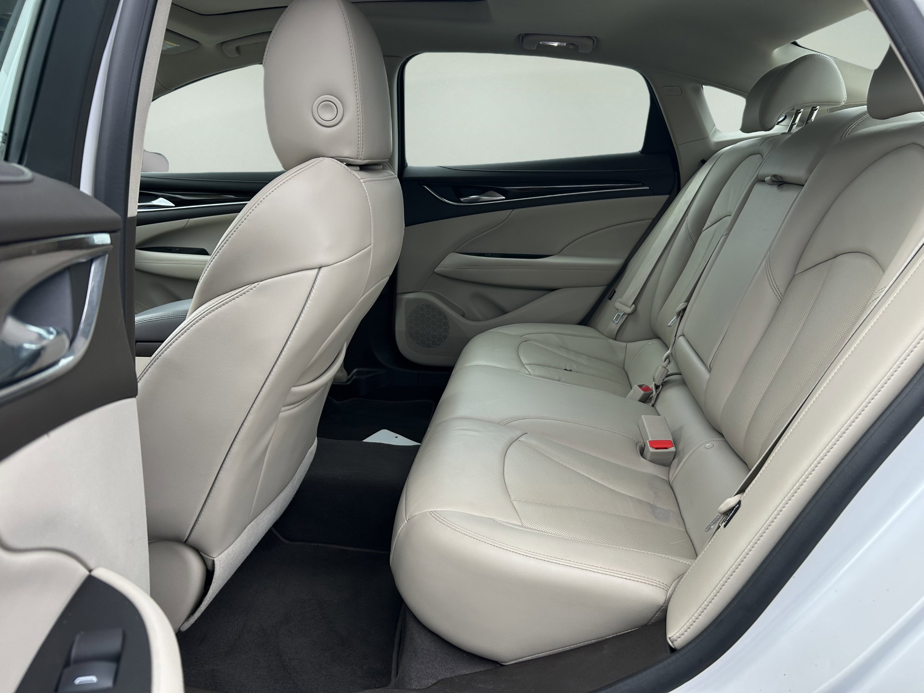 Used 2017 Buick LaCrosse Premium w/ Driver Confidence Package #2 image 10