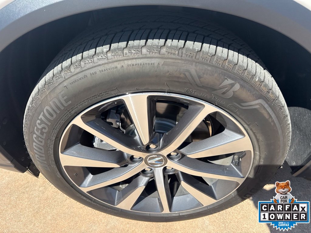 Used 2026 Acura MDX w/ Technology Package AWD/4WD image 35