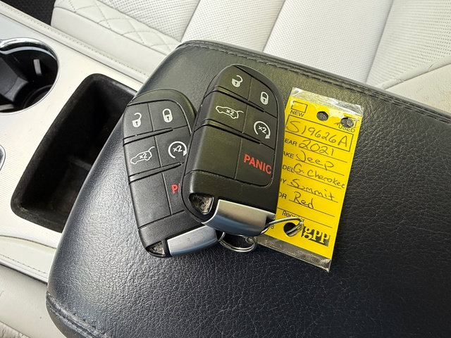 Used 2021 Jeep Grand Cherokee Summit RWD image 33