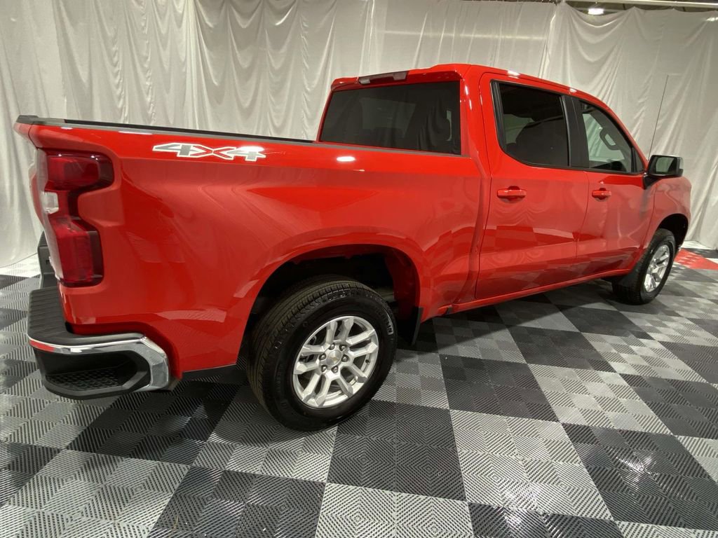 Used 2024 Chevrolet Silverado 1500 LT image 4