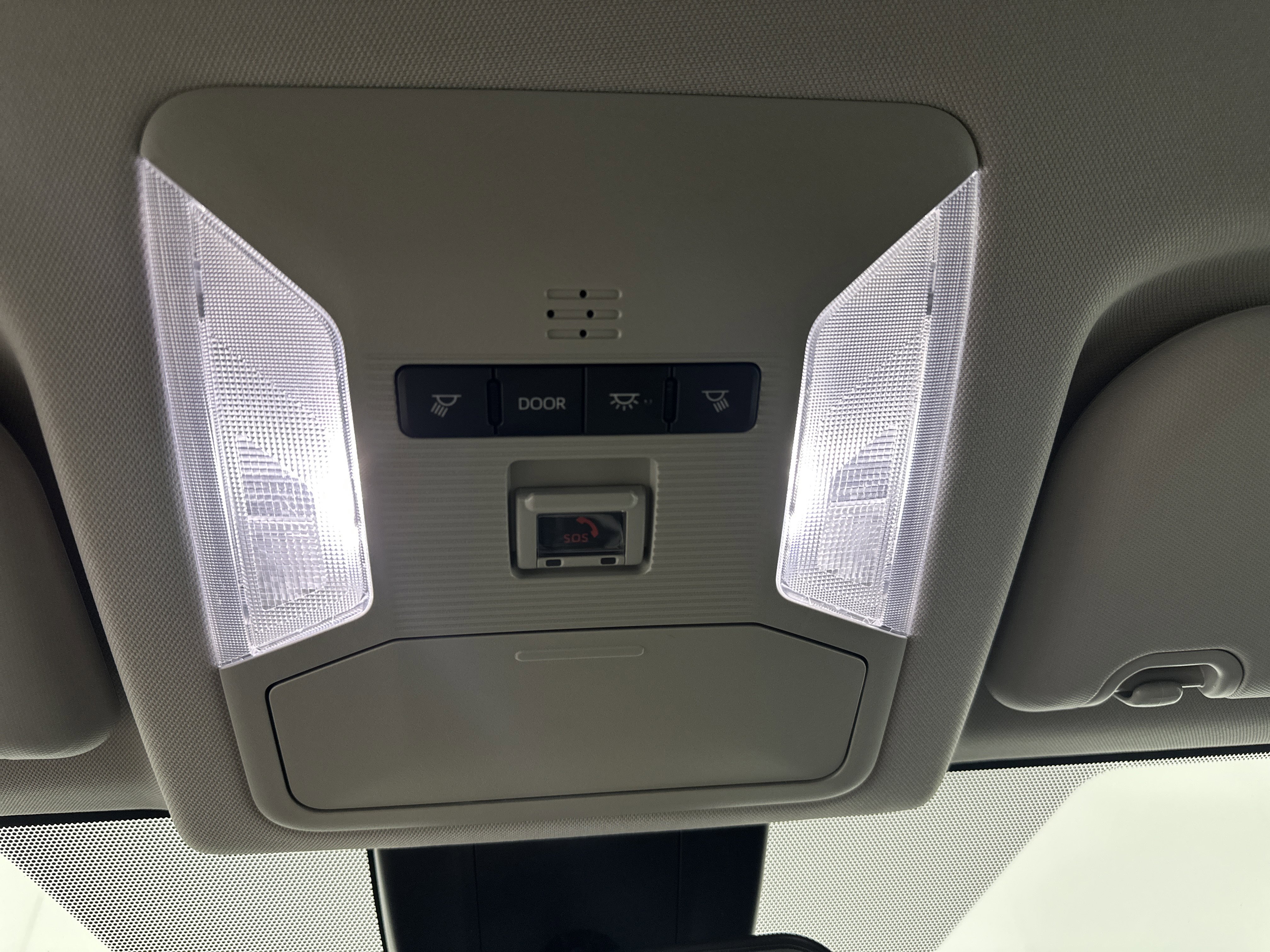 Used 2024 Toyota RAV4 LE image 29