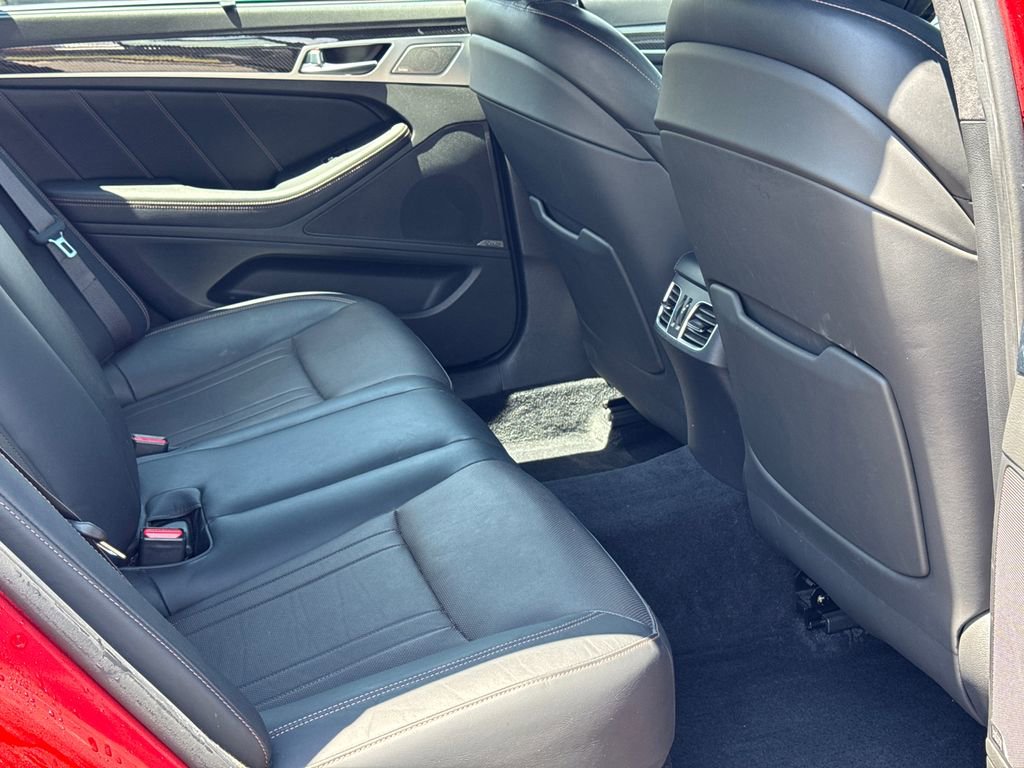 Used 2019 Genesis G80 3.3T Sport RWD image 12