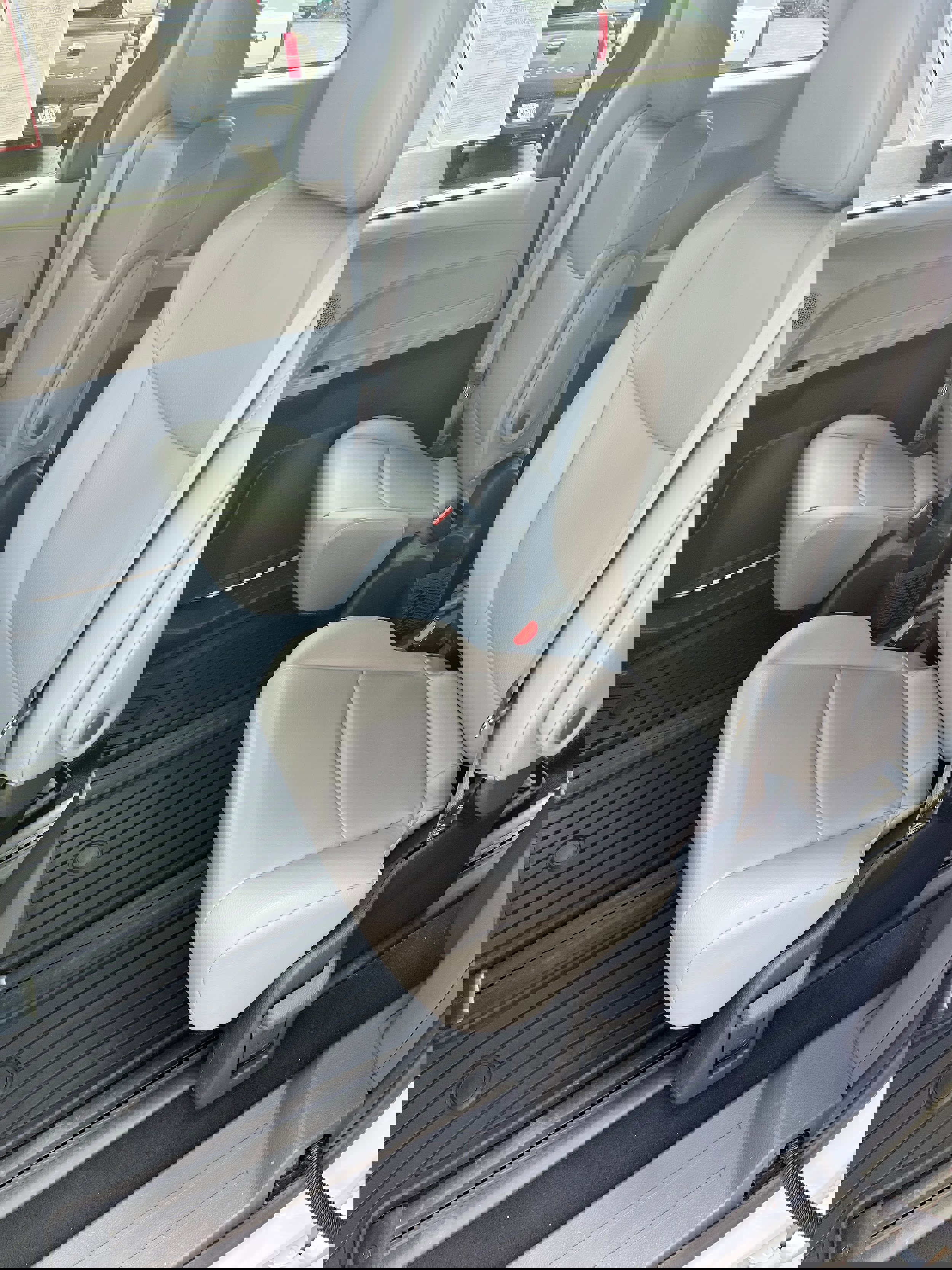 Certified 2022 Toyota Sienna XLE AWD/4WD image 7