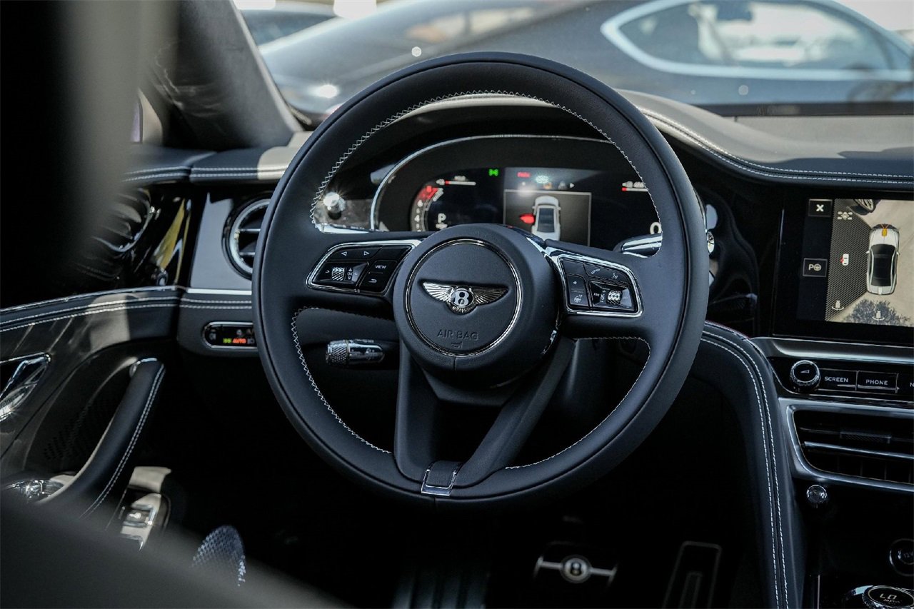 New 2025 Bentley Flying Spur Plug-In Hybrid image 42