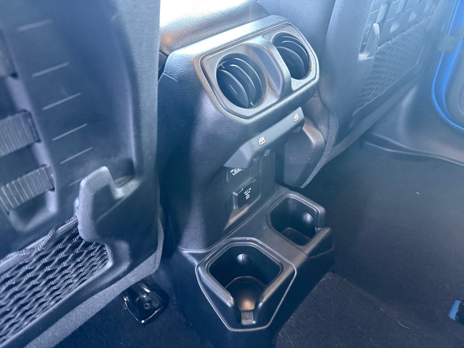 Used 2021 Jeep Wrangler Unlimited Rubicon AWD/4WD image 12
