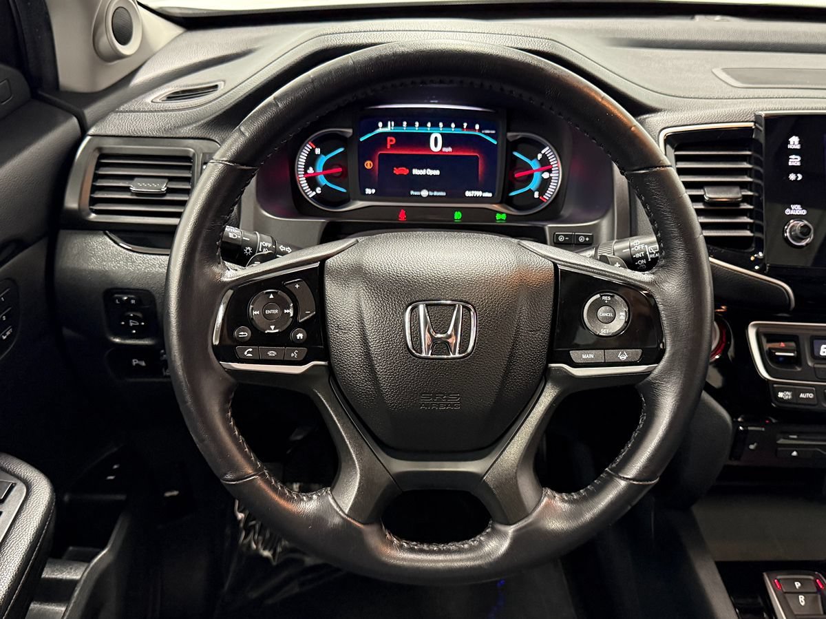 Used 2022 Honda Pilot Touring image 16