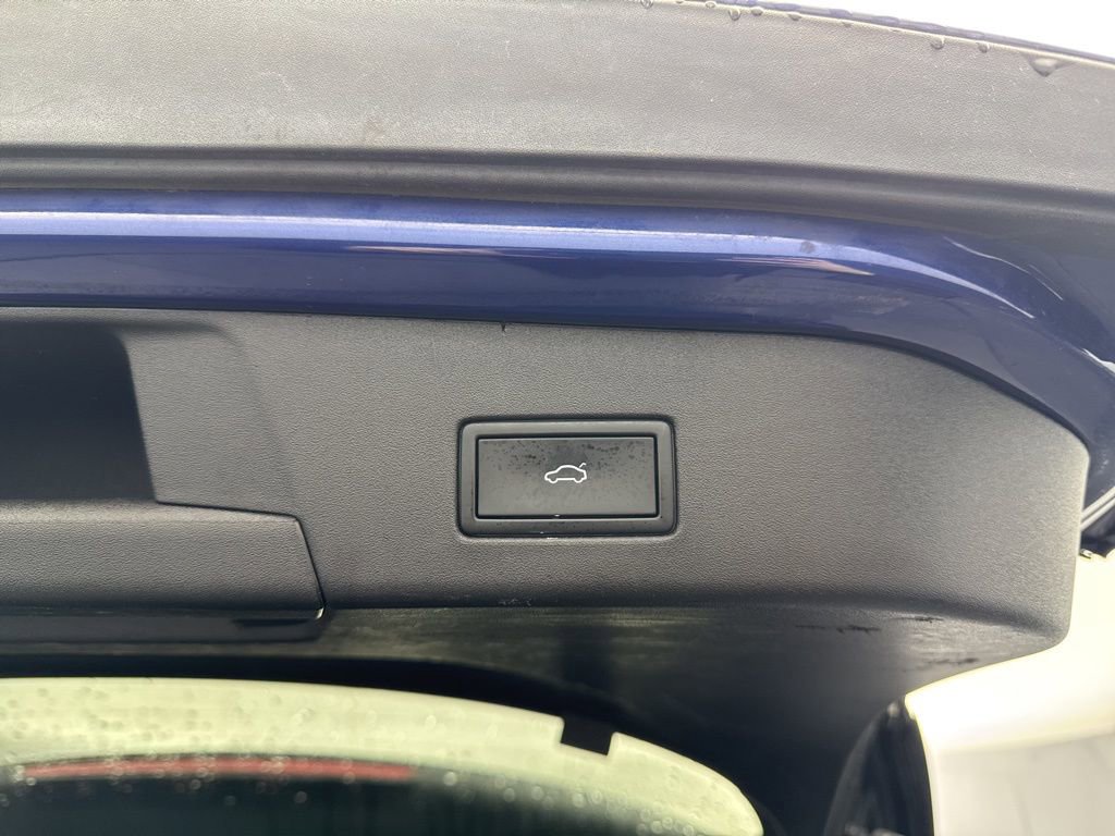 Used 2021 Volkswagen ID.4 1st Edition image 39