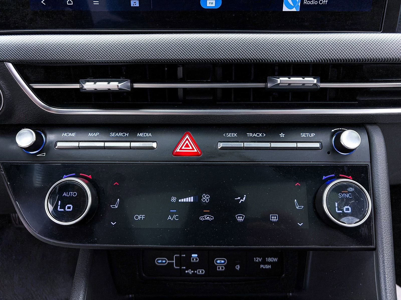 Used 2024 Hyundai Sonata SEL w/ Convenience Package image 27