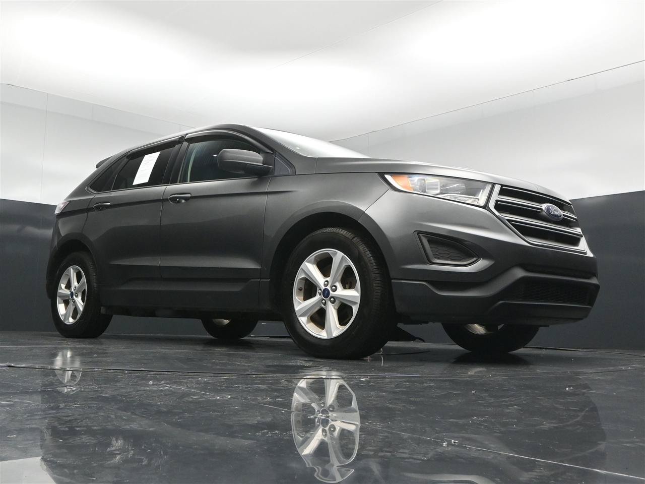 Used 2016 Ford Edge SE AWD/4WD image 29