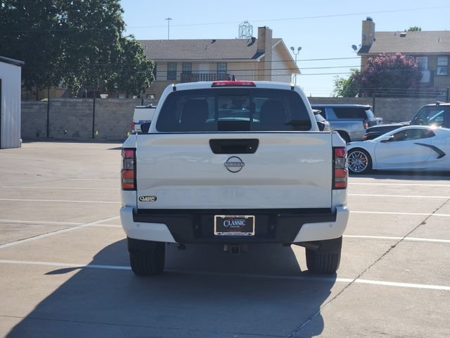 Used 2025 Nissan Frontier SV w/ SV Convenience Package RWD image 13