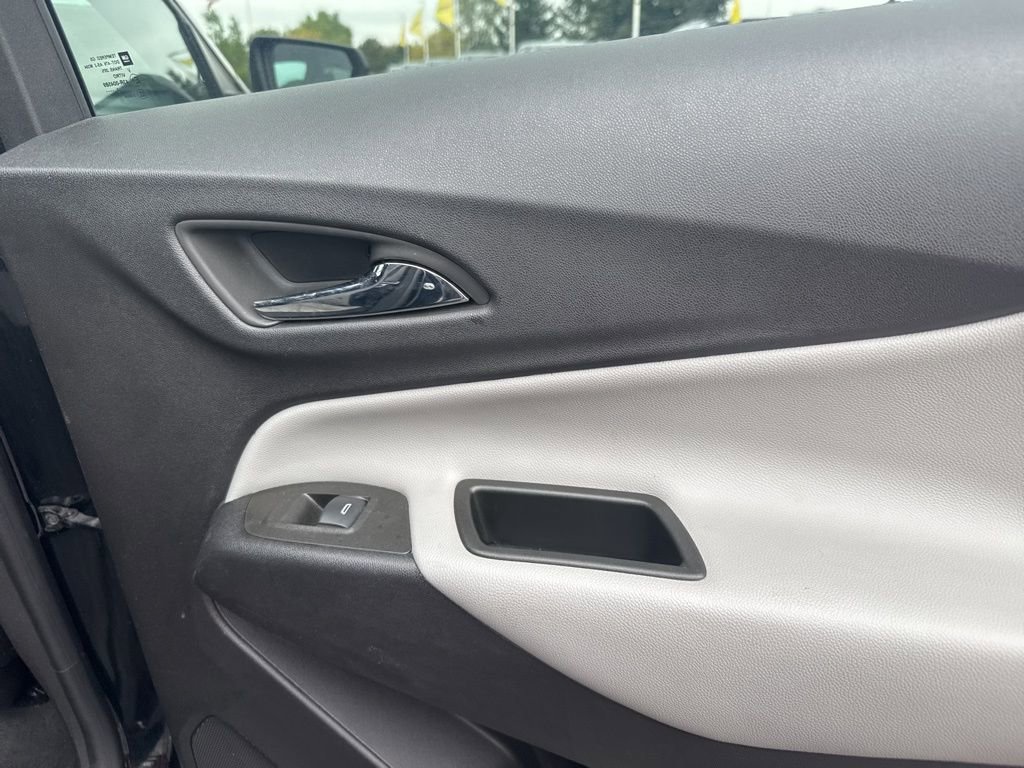 Used 2024 Chevrolet Equinox LT image 18