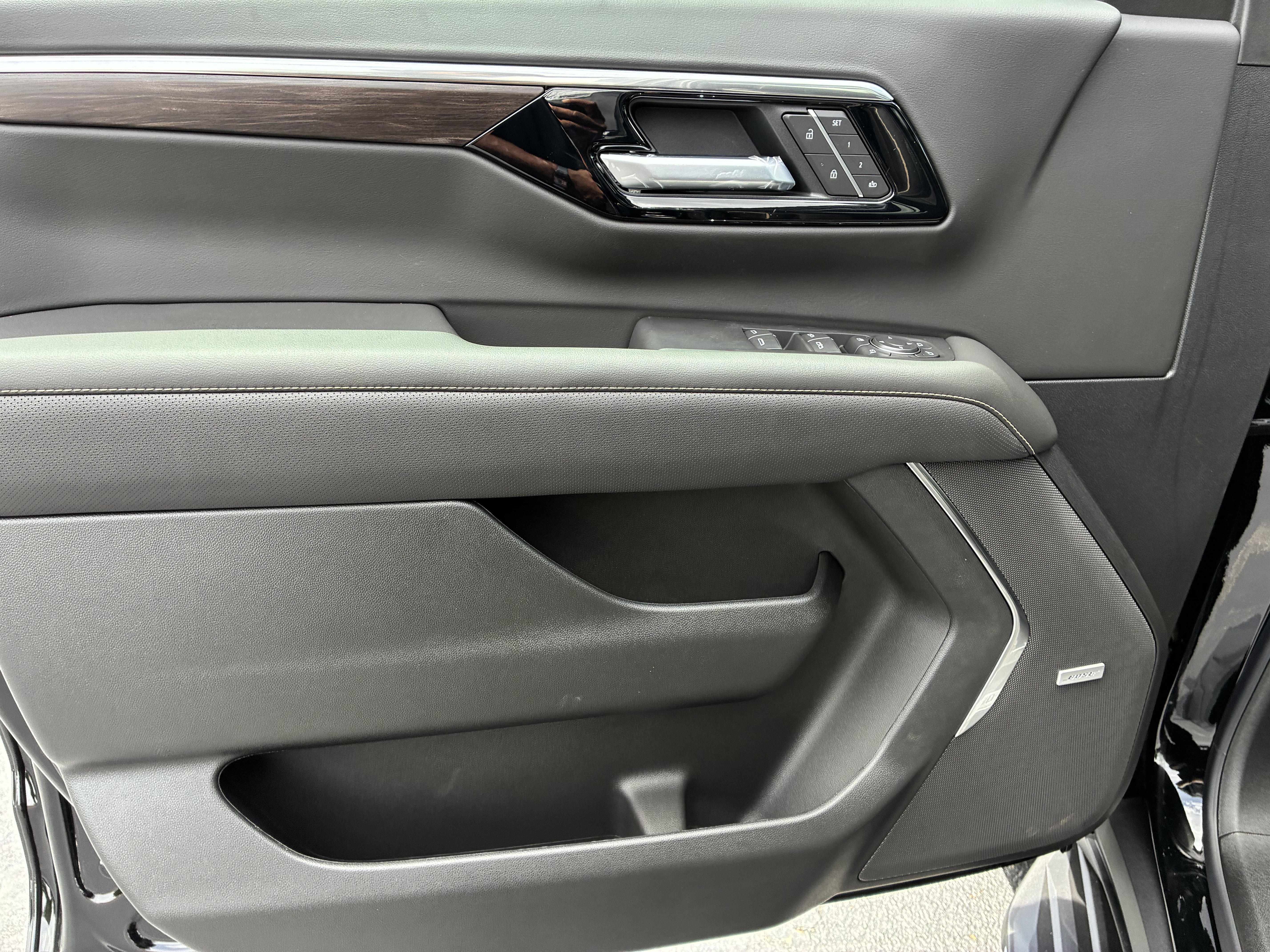 New 2026 Chevrolet Tahoe Premier RWD image 25