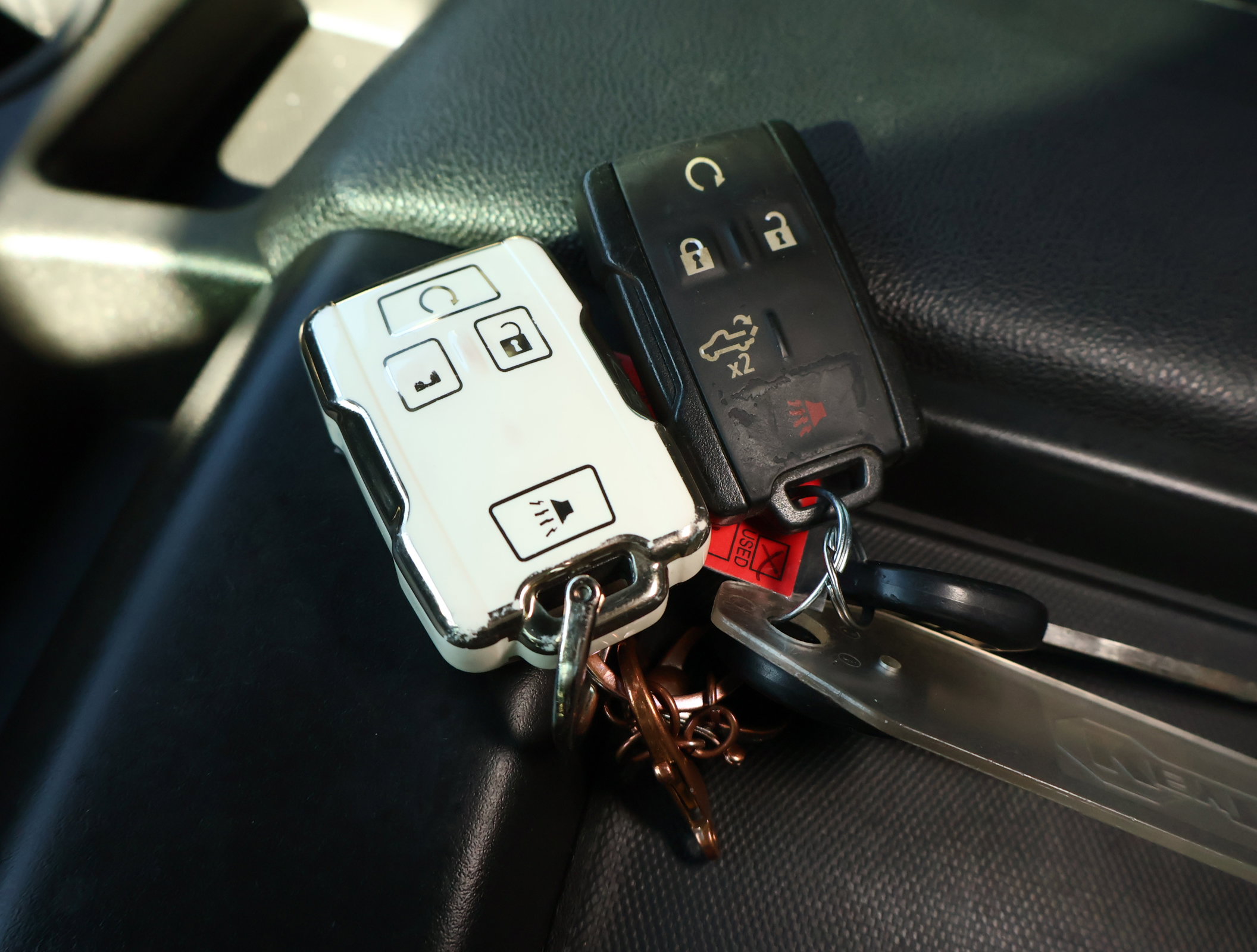 Used 2021 Chevrolet Silverado 1500 Custom Trail Boss w/ LPO, Dark Essentials Package image 22