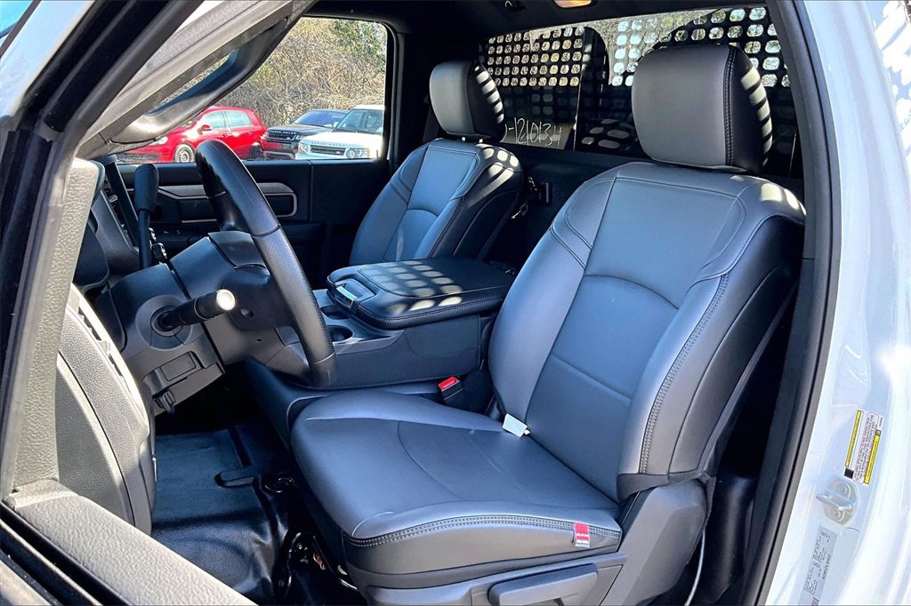 Used 2024 RAM 5500 Tradesman image 18