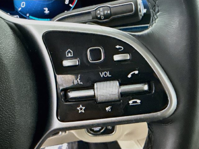 Used 2021 Mercedes-Benz GLE 350 w/ Premium Package image 14