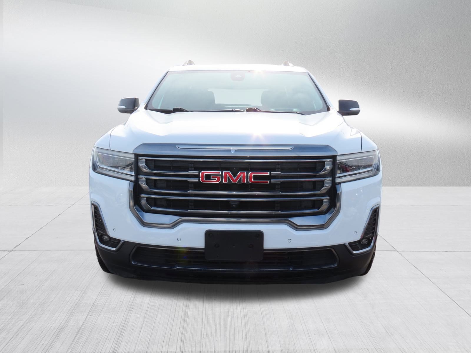 Used 2023 GMC Acadia AT4 w/ Technology Package image 2