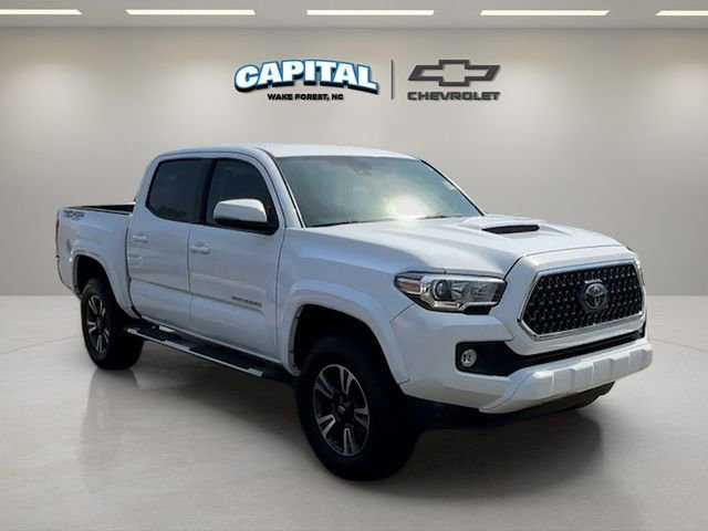 Used 2019 Toyota Tacoma TRD Sport AWD/4WD image 7