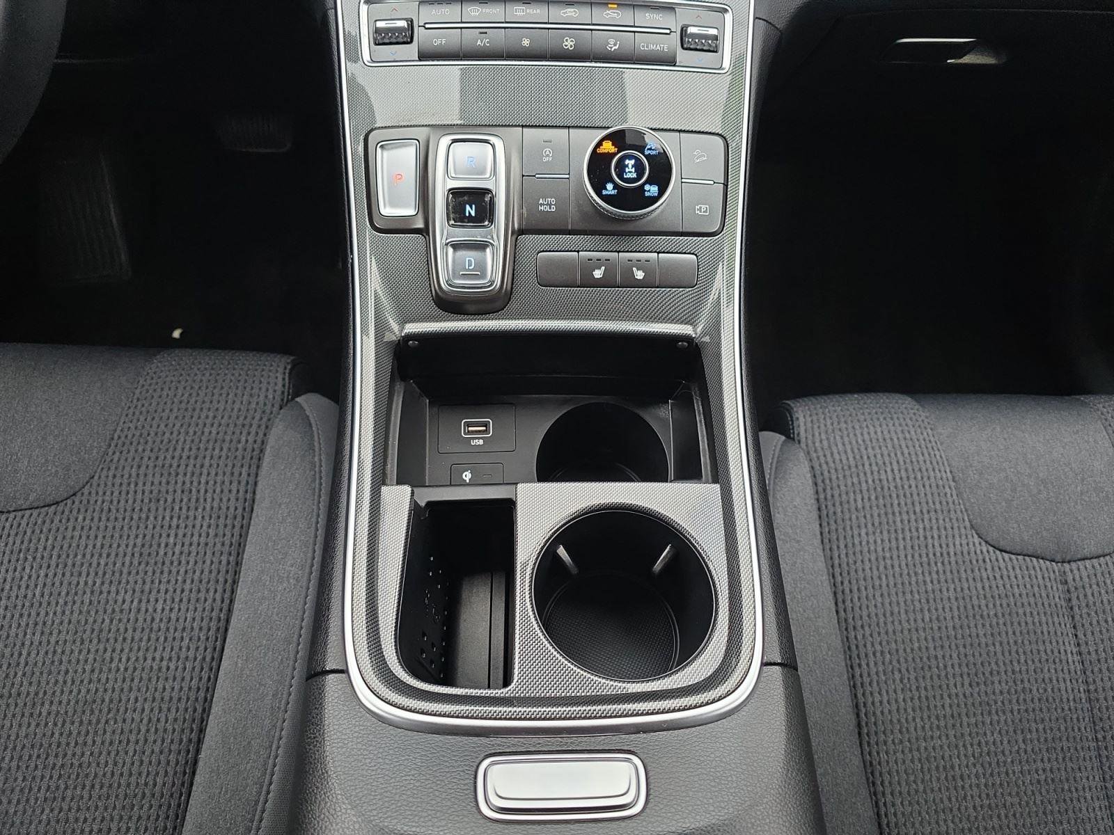 Certified 2021 Hyundai Santa Fe SEL w/ Convenience Package image 18