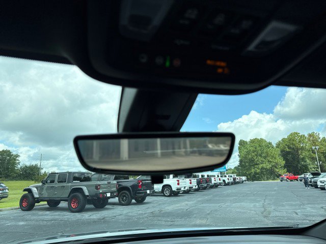 Used 2023 Chevrolet Traverse High Country w/ LPO, Floor Liner Package image 33