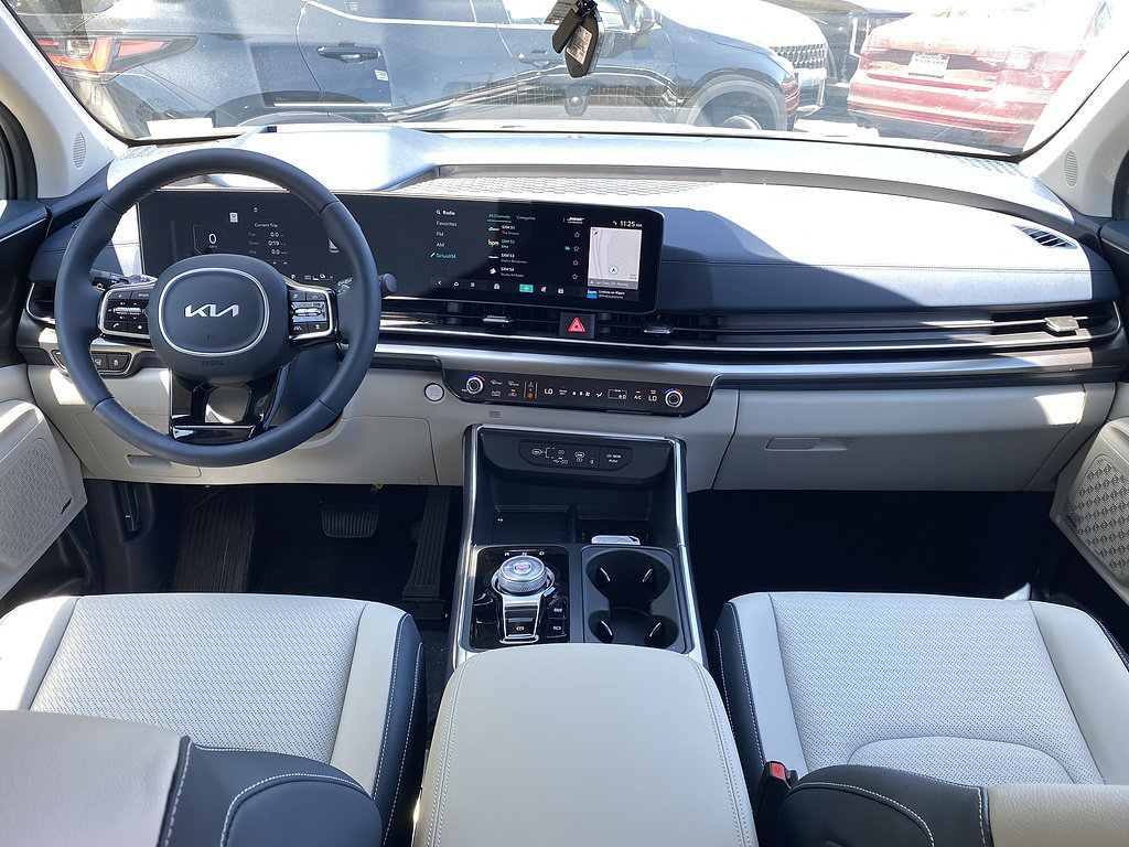 New 2026 Kia Carnival SX Prestige FWD image 24