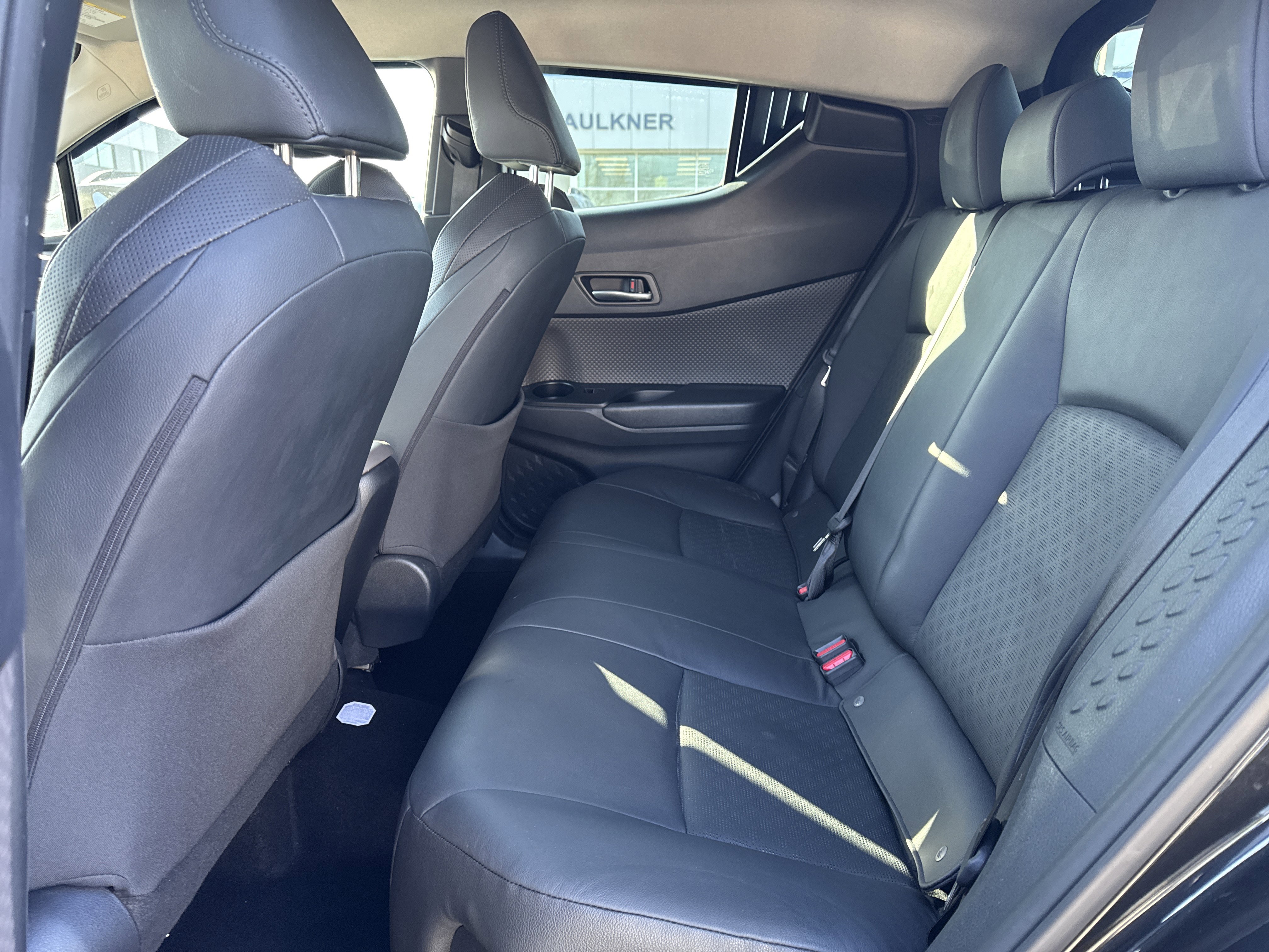 Used 2021 Toyota C-HR Limited image 27