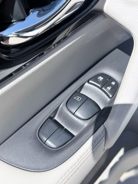 Certified 2022 Nissan Rogue Sport SL w/ Premium Package FWD image 25