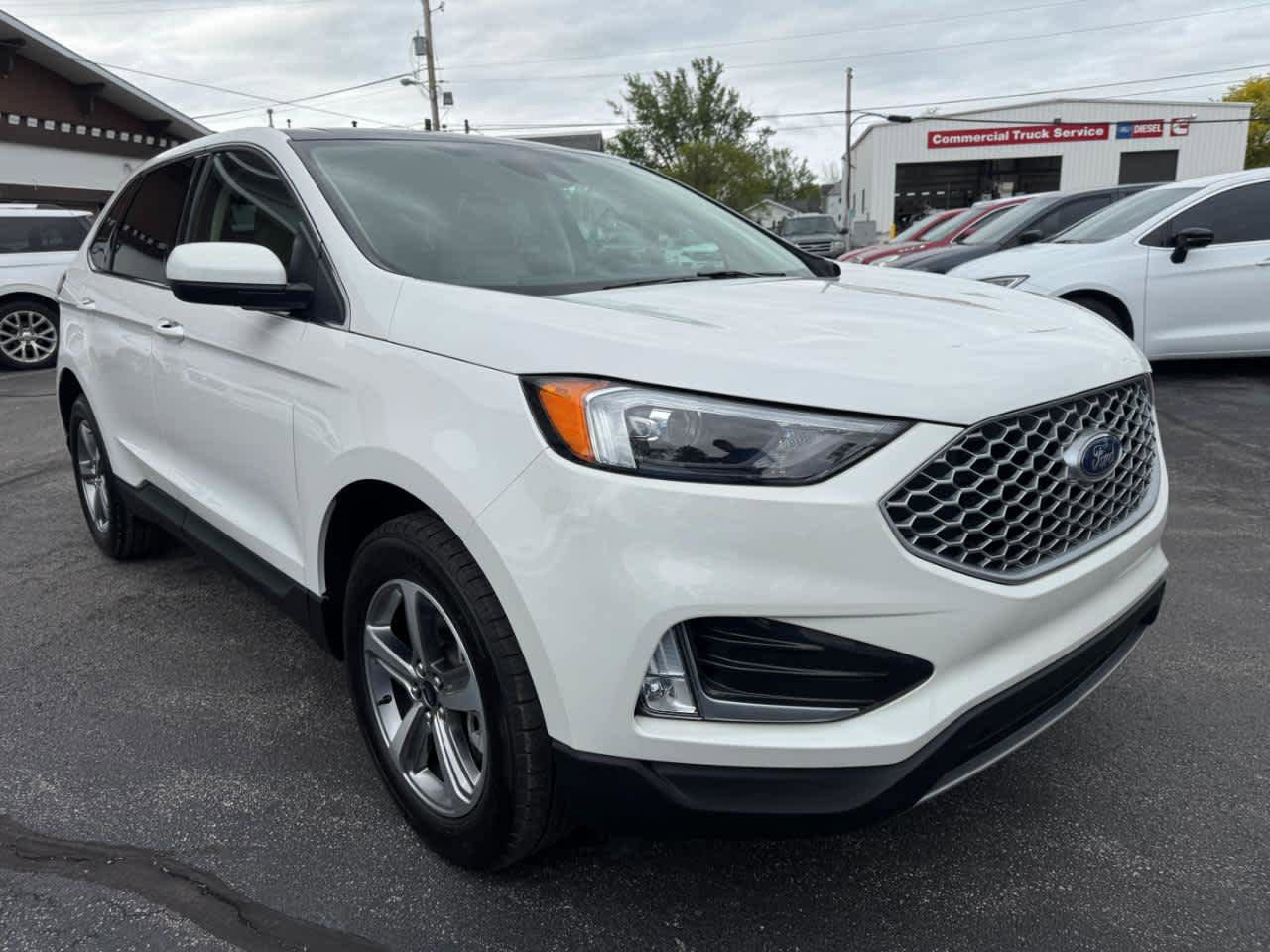 Used 2024 Ford Edge SEL w/ Convenience Package AWD/4WD image 12