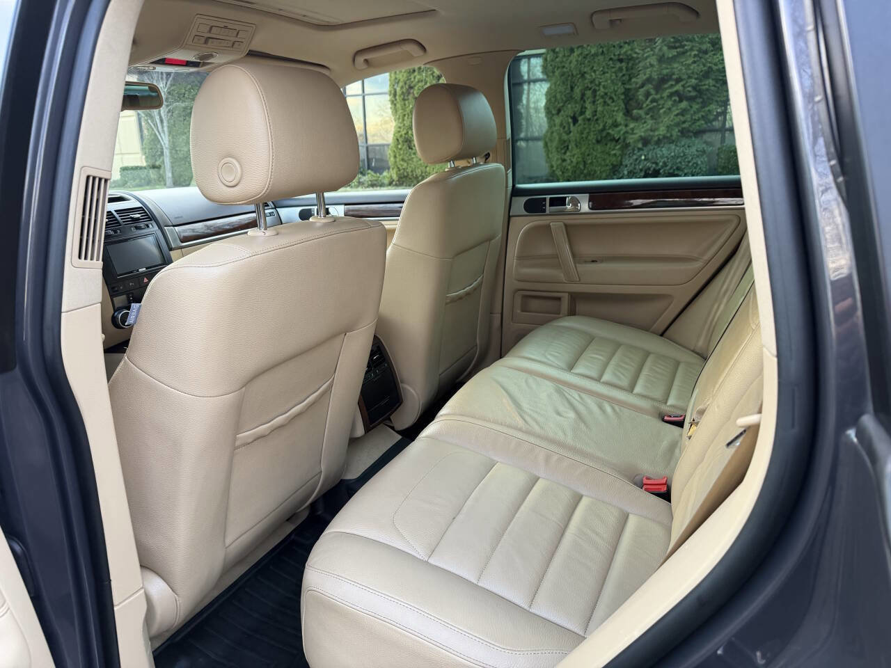 Used 2008 Volkswagen Touareg V6 image 23