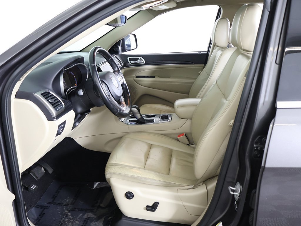 Used 2021 Jeep Grand Cherokee Limited image 30