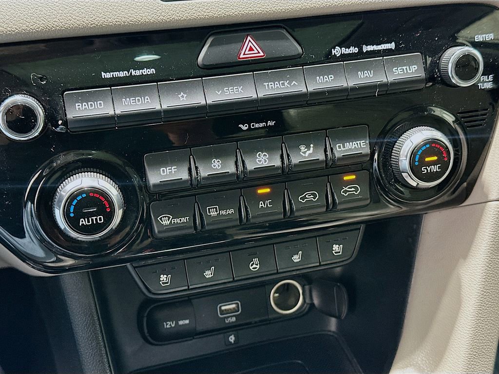 Used 2021 Kia Sportage EX w/ EX Technology Package FWD image 16