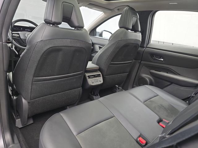 Used 2023 Nissan Ariya FWD image 47
