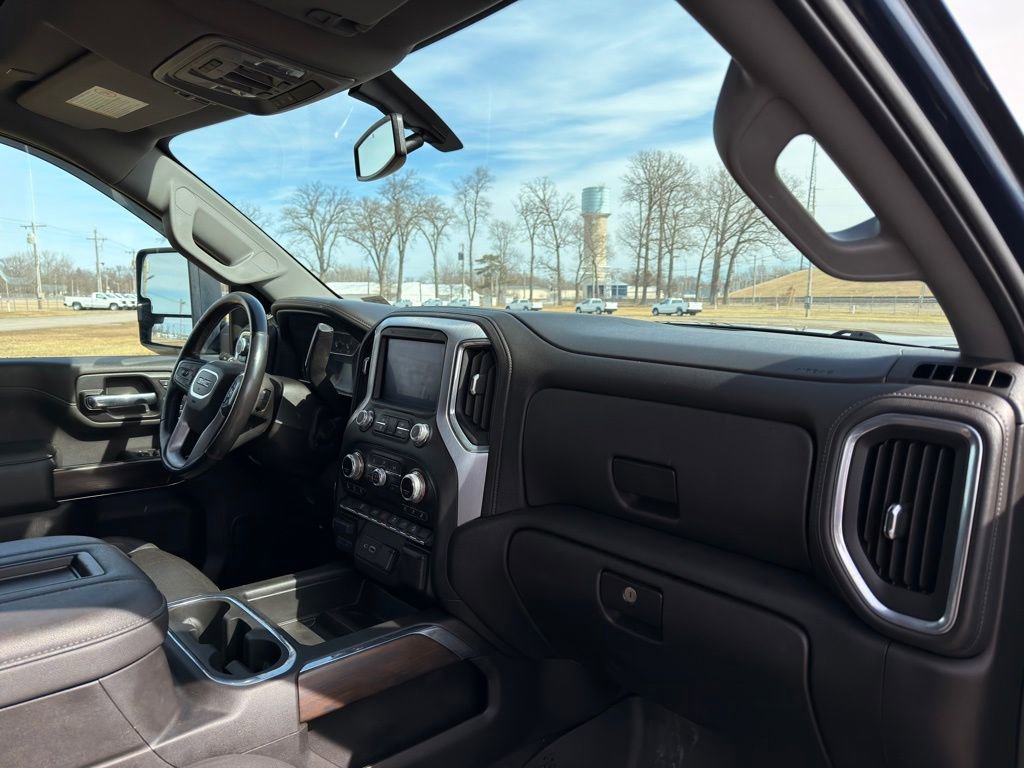 Used 2022 GMC Sierra 2500 SLT w/ SLT Convenience Package image 60