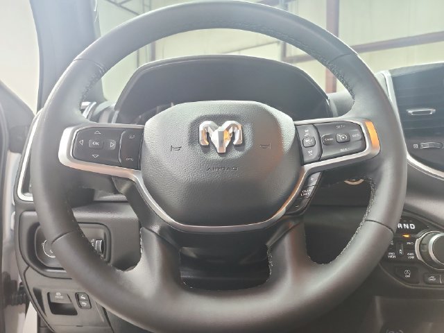 Used 2025 RAM 1500 Big Horn AWD/4WD image 24