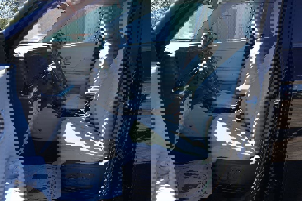 Used 2025 Hyundai Kona SEL image 7