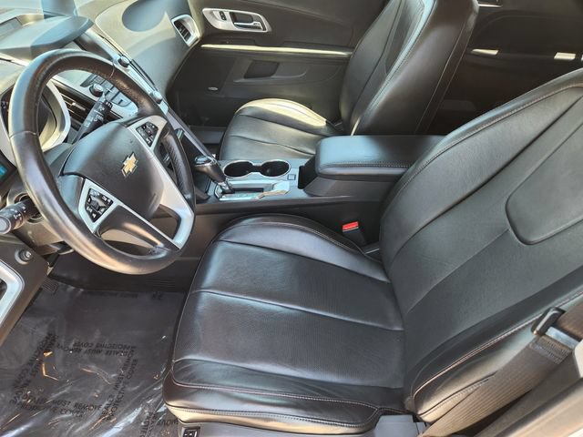 Used 2017 Chevrolet Equinox Premier w/ Enhanced Convenience Package AWD/4WD image 12