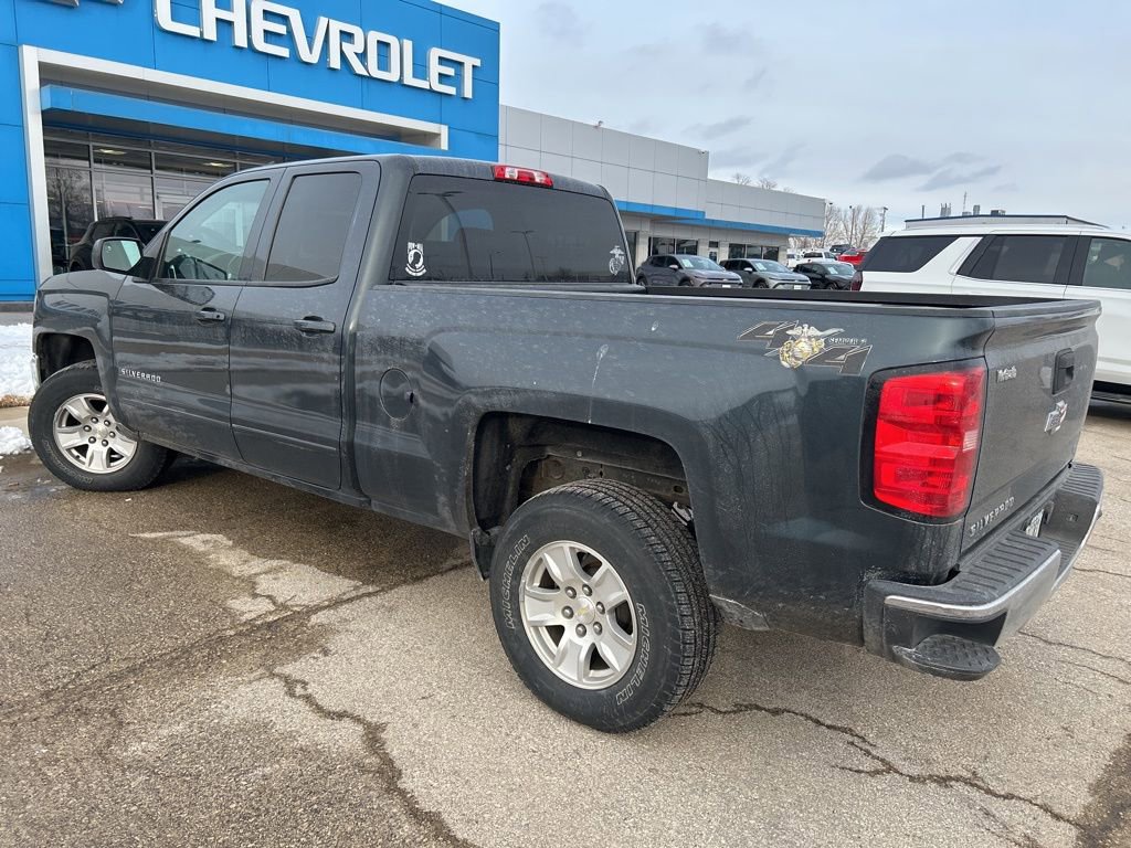 Used 2018 Chevrolet Silverado 1500 LT image 2