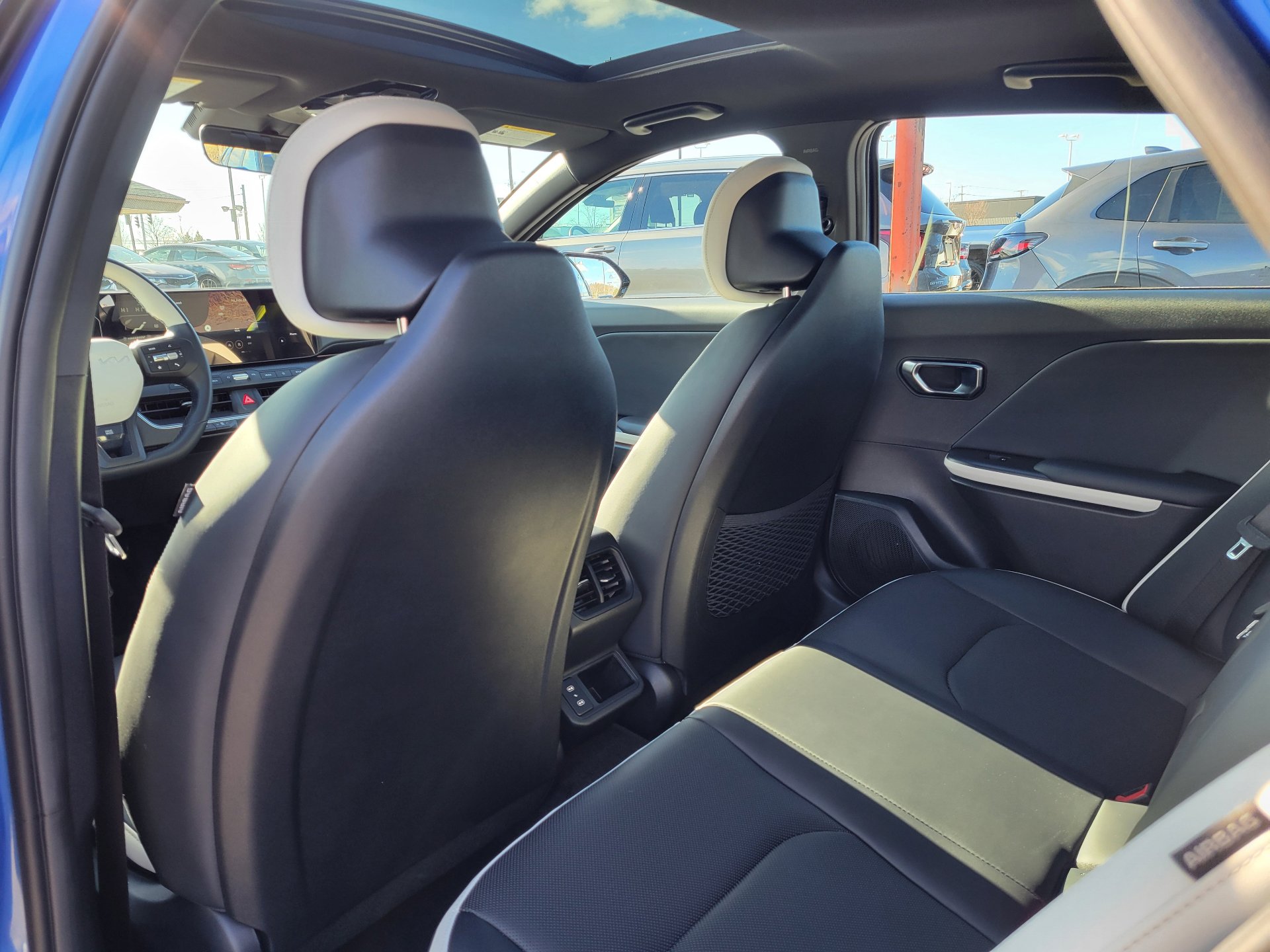 Used 2025 Kia K4 GT-Line Turbo image 12