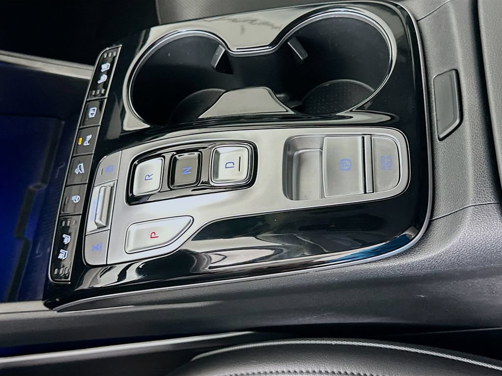 Certified 2023 Hyundai Tucson Limited AWD/4WD image 17