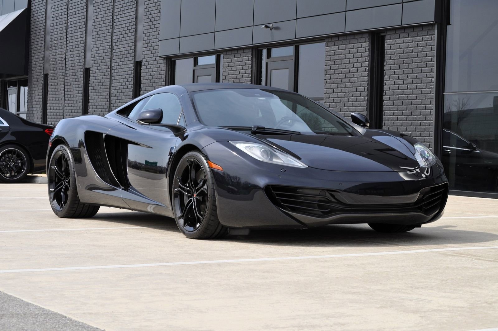 Used 2012 McLaren MP4-12C Coupe image 18