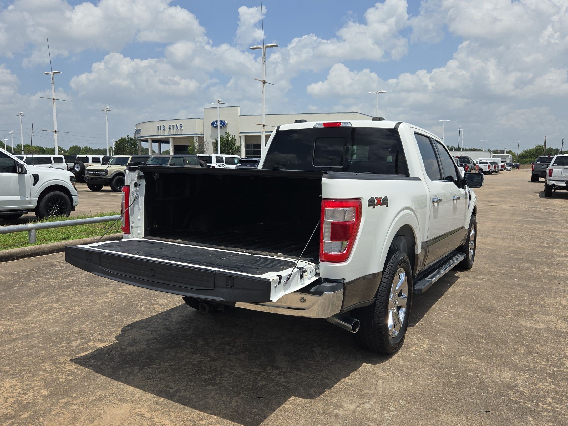 Used 2021 Ford F150 Lariat w/ Equipment Group 502A High AWD/4WD image 30