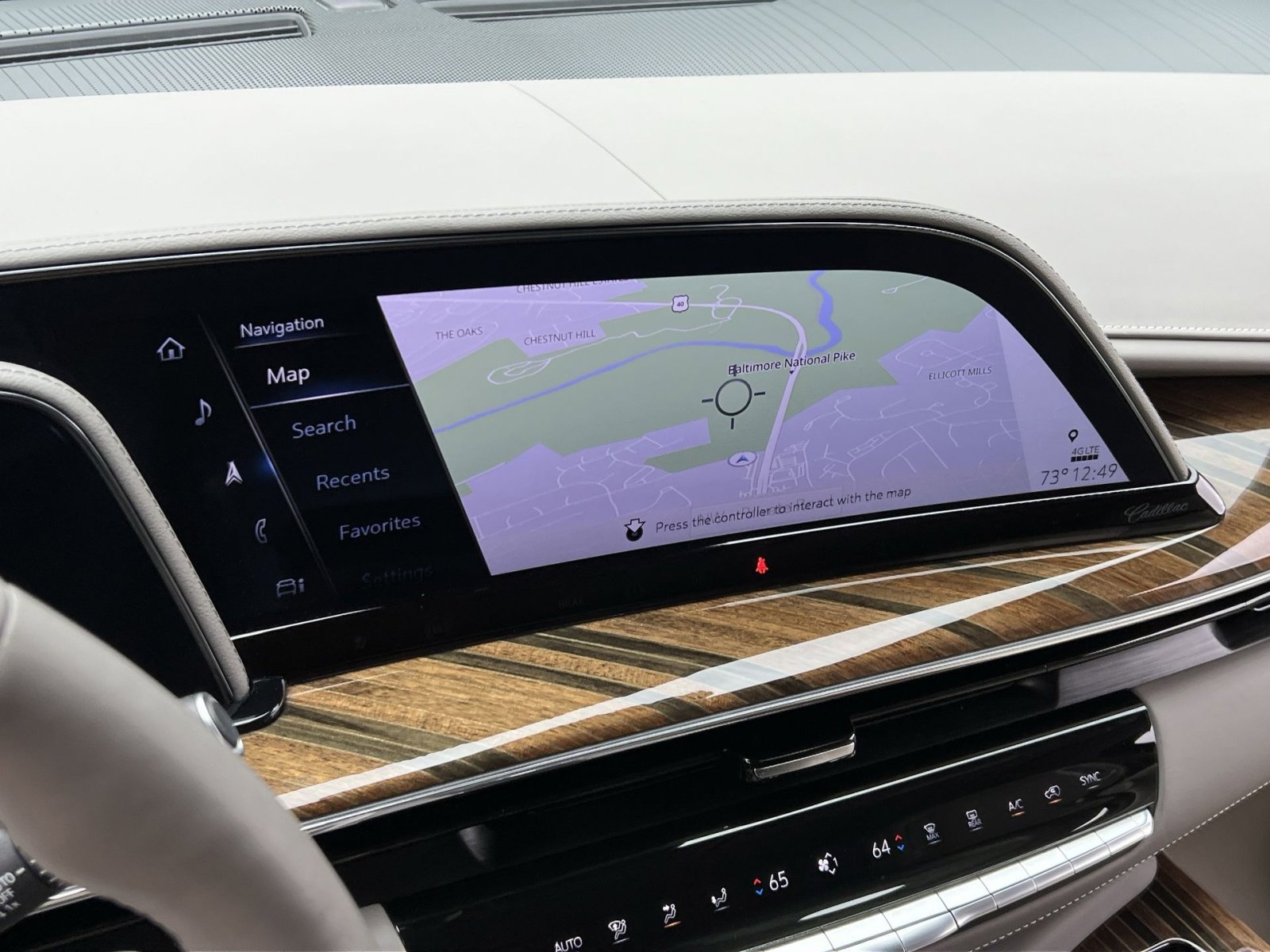 Used 2022 Cadillac Escalade Sport Platinum w/ LPO, ONYX Package image 18