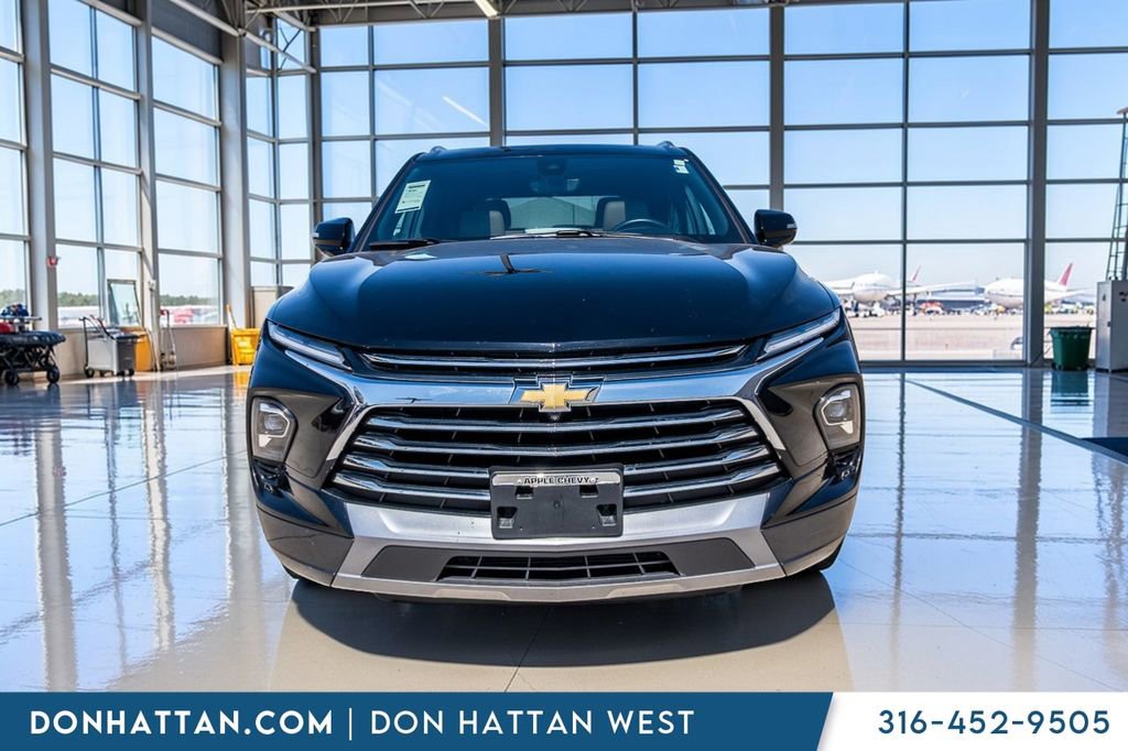 Used 2023 Chevrolet Blazer Premier w/ Driver Confidence II Package AWD/4WD image 26