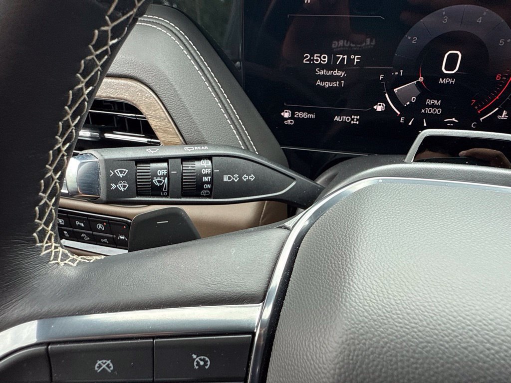 Used 2025 GMC Yukon XL Denali Ultimate AWD/4WD image 25