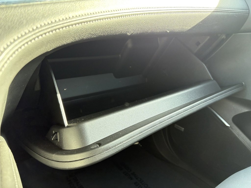 Used 2024 Buick Enclave Premium image 40