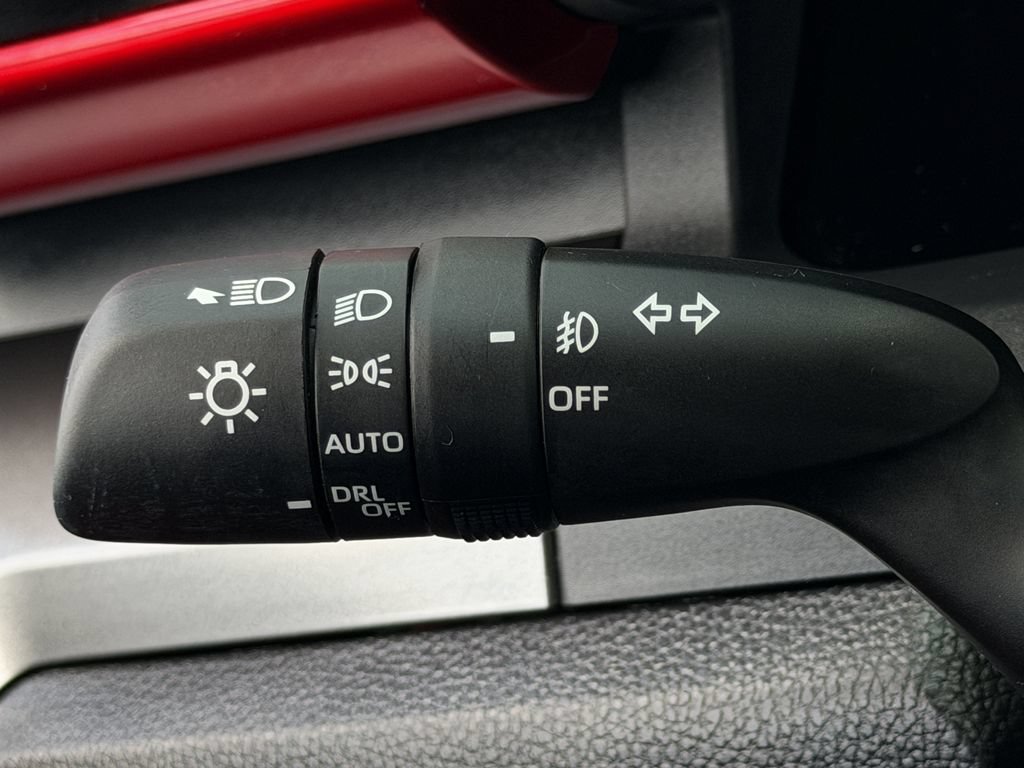 Used 2025 Toyota Tacoma TRD Sport AWD/4WD image 22