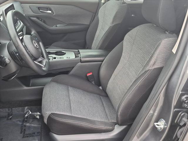 Used 2023 Nissan Rogue SV FWD image 15