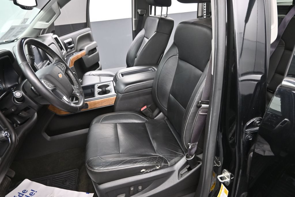Used 2015 Chevrolet Silverado 1500 LTZ w/ LTZ Plus Package AWD/4WD image 22